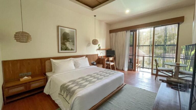 leafy-home-canggu-room-2-1