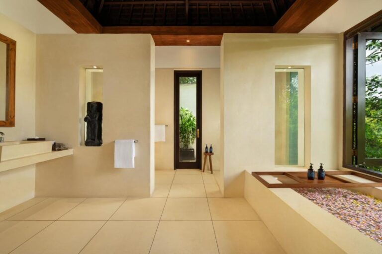 leona-suweta-room-1-2