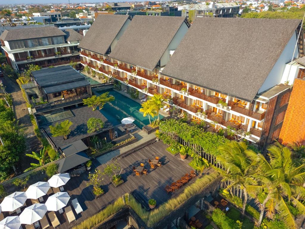 swarga-suites-berawa-cover-1