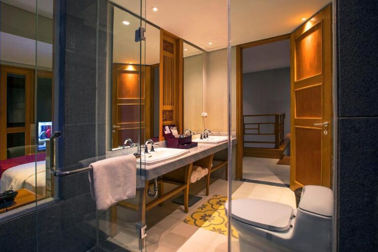 swarga-suites-berawa-room-2-3
