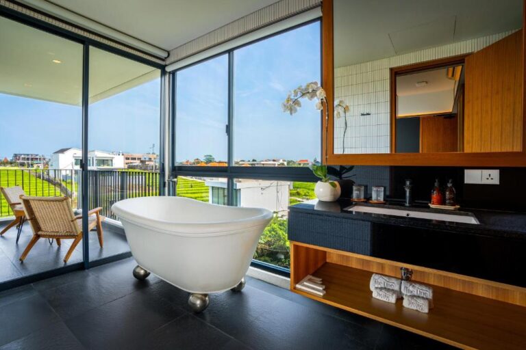 the-line-canggu-room-2-3