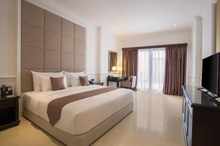 grand-palace-room-1-1