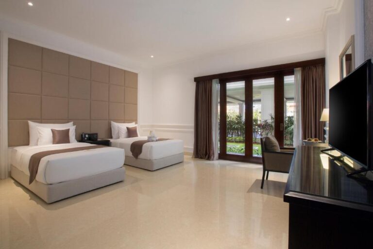grand-palace-room-2-2