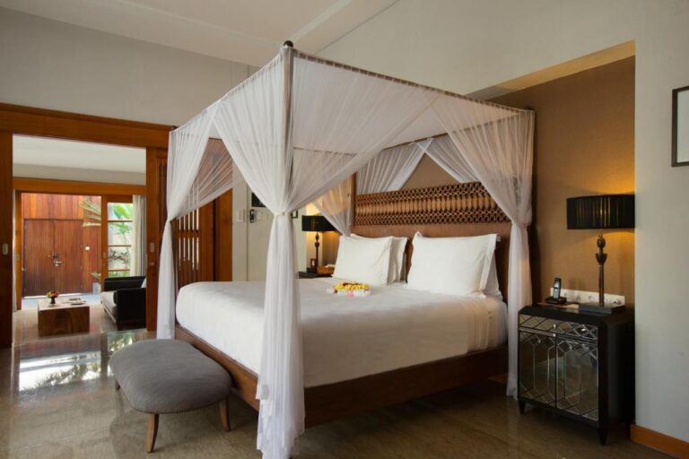 the-samaya-seminyak-room-1-1