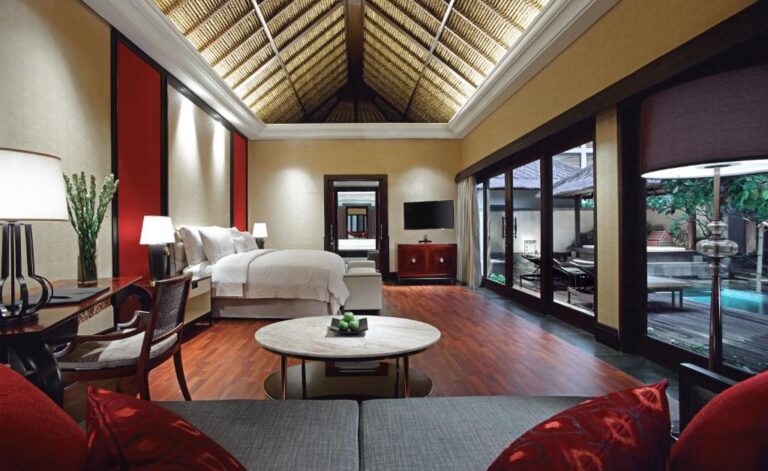 the-trans-bali-room-2-1